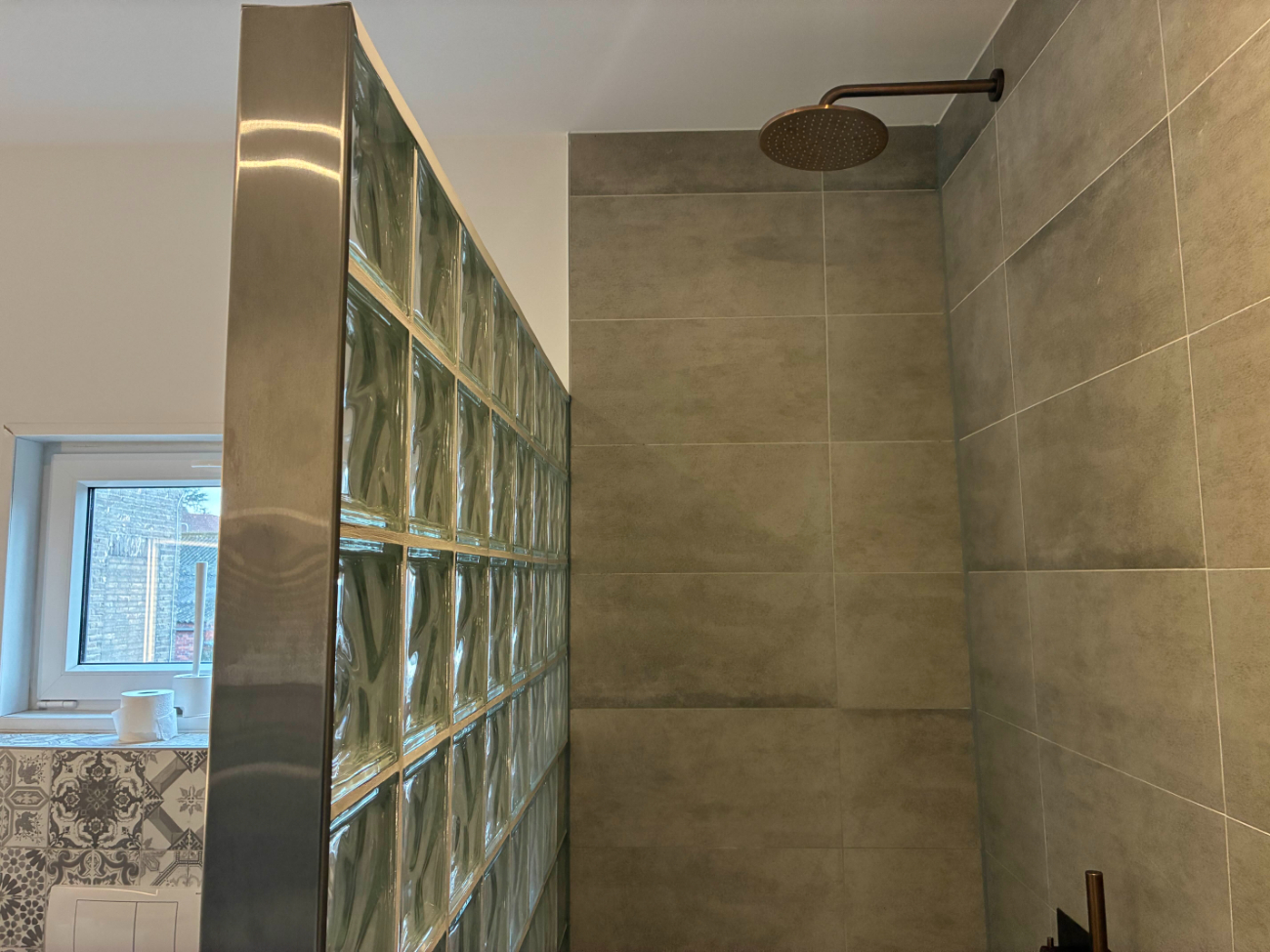 Occasion afbeelding: aanpassing_douche.jpg